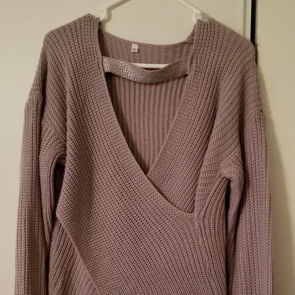 Sweaters - Deep v neck sweater with front sparkle detail